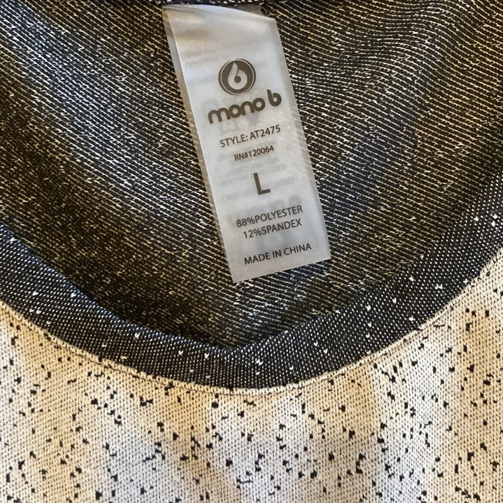 Mono B pullover - Picture 2 of 5